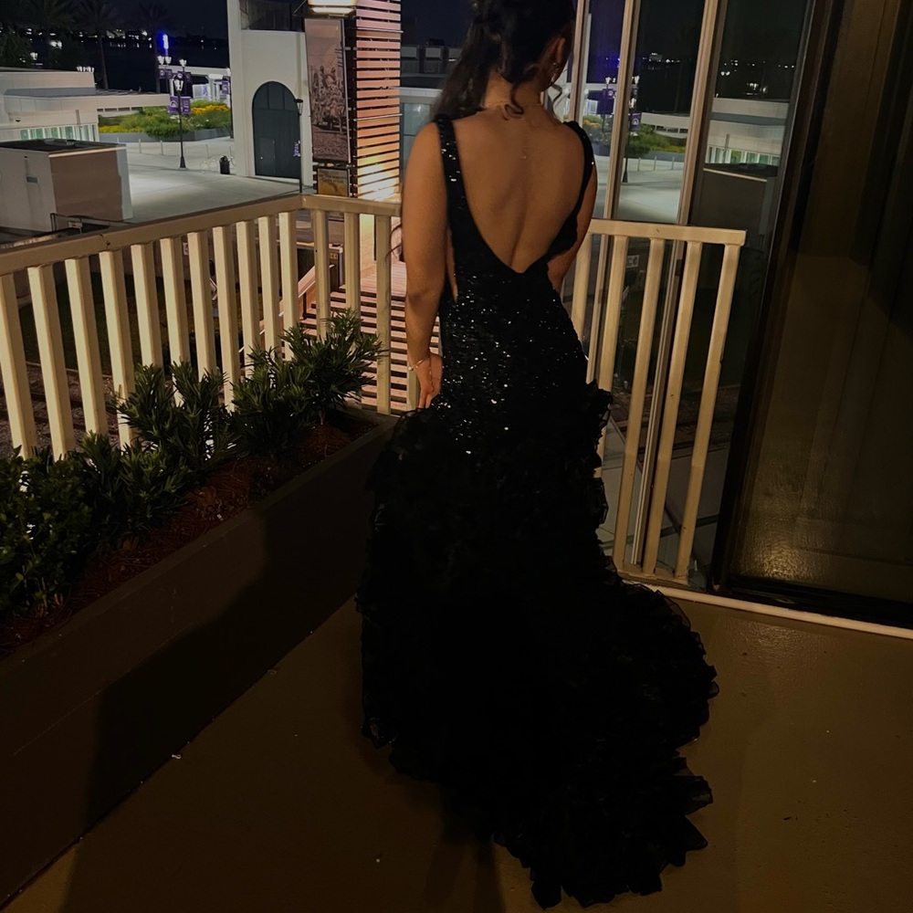 Special Event Dress - Picture 4 of 5